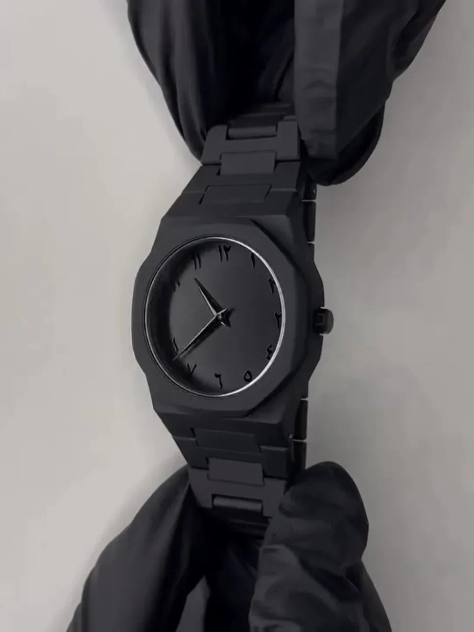 Black Aura Arabic Watch